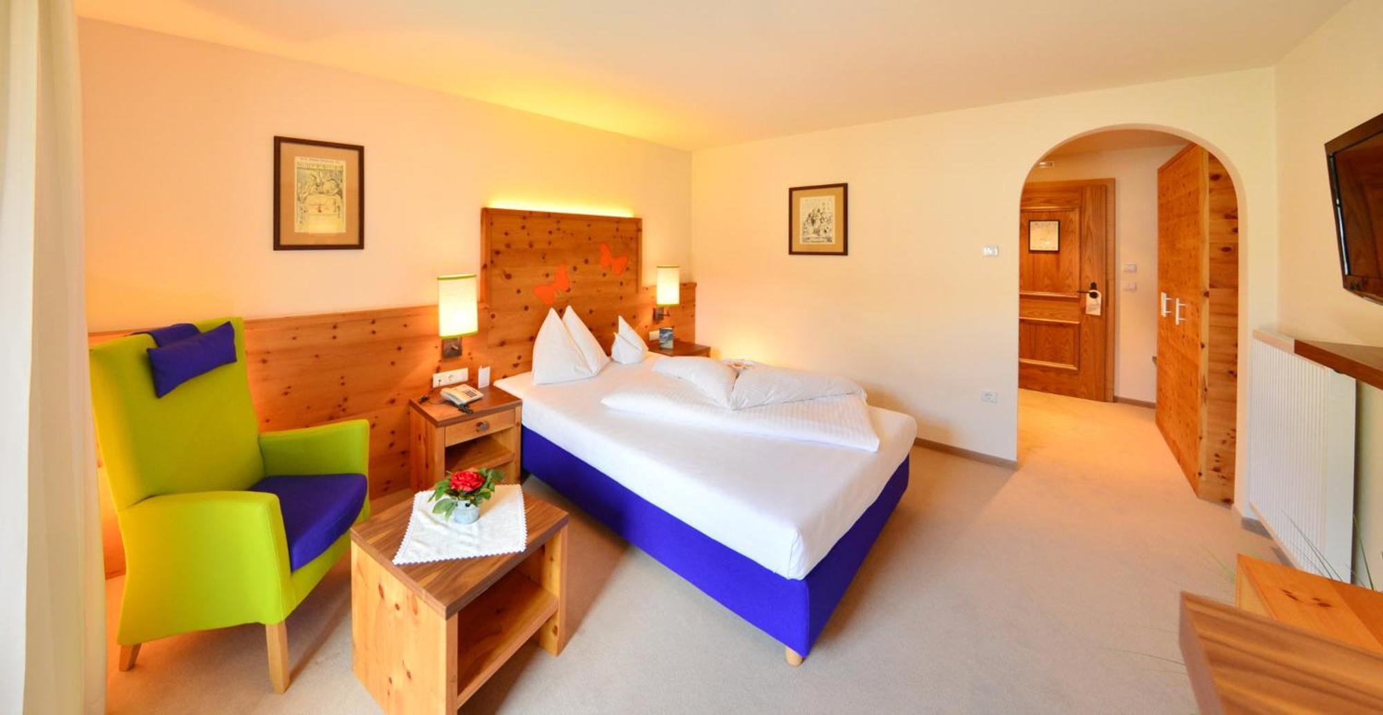 Mirabell Dolomites Hotel - Luxury Ayurveda & Spa ヴァルダーオラ エクステリア 写真