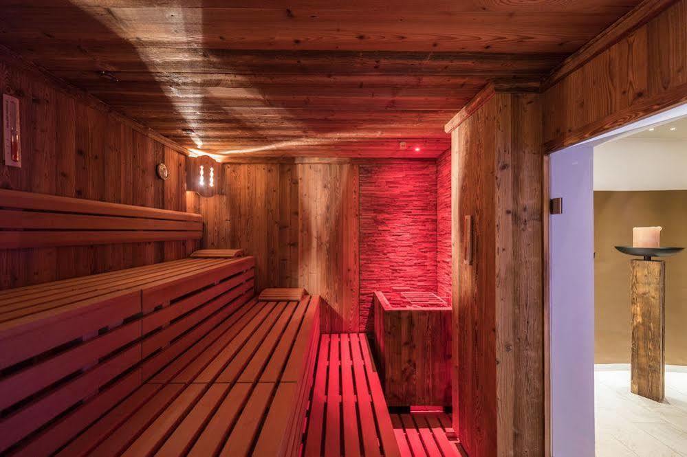 Mirabell Dolomites Hotel - Luxury Ayurveda & Spa ヴァルダーオラ エクステリア 写真